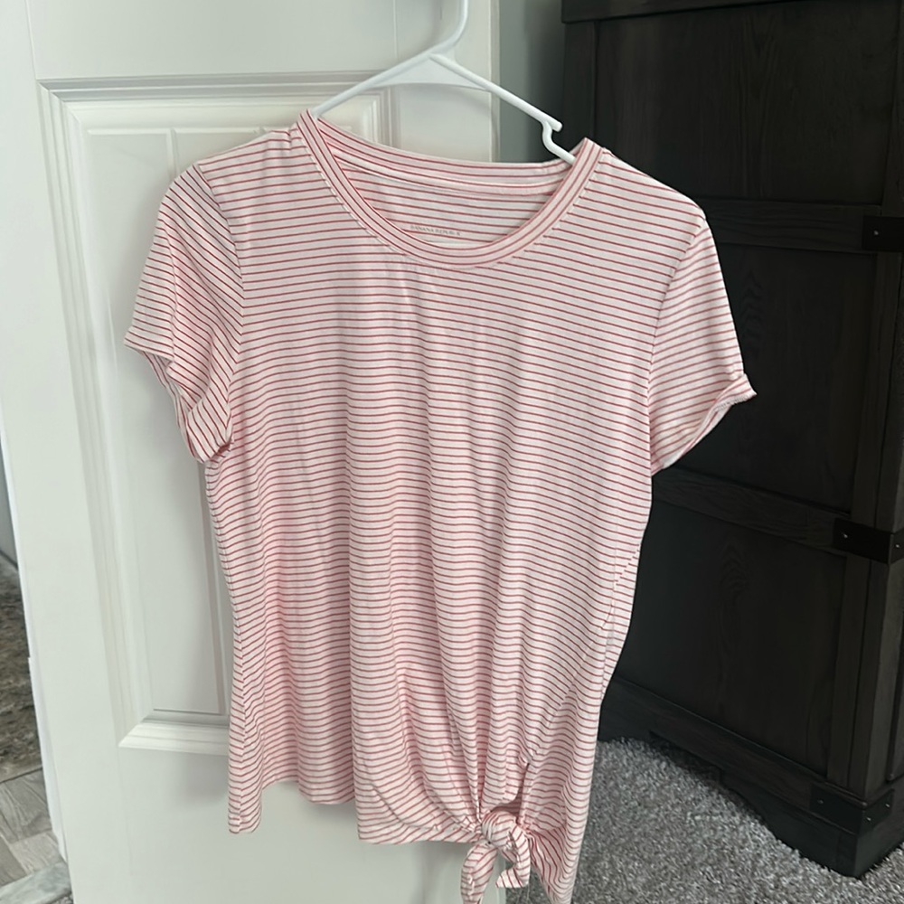 BANANA REPUBLIC Tie bottom short sleeve tee